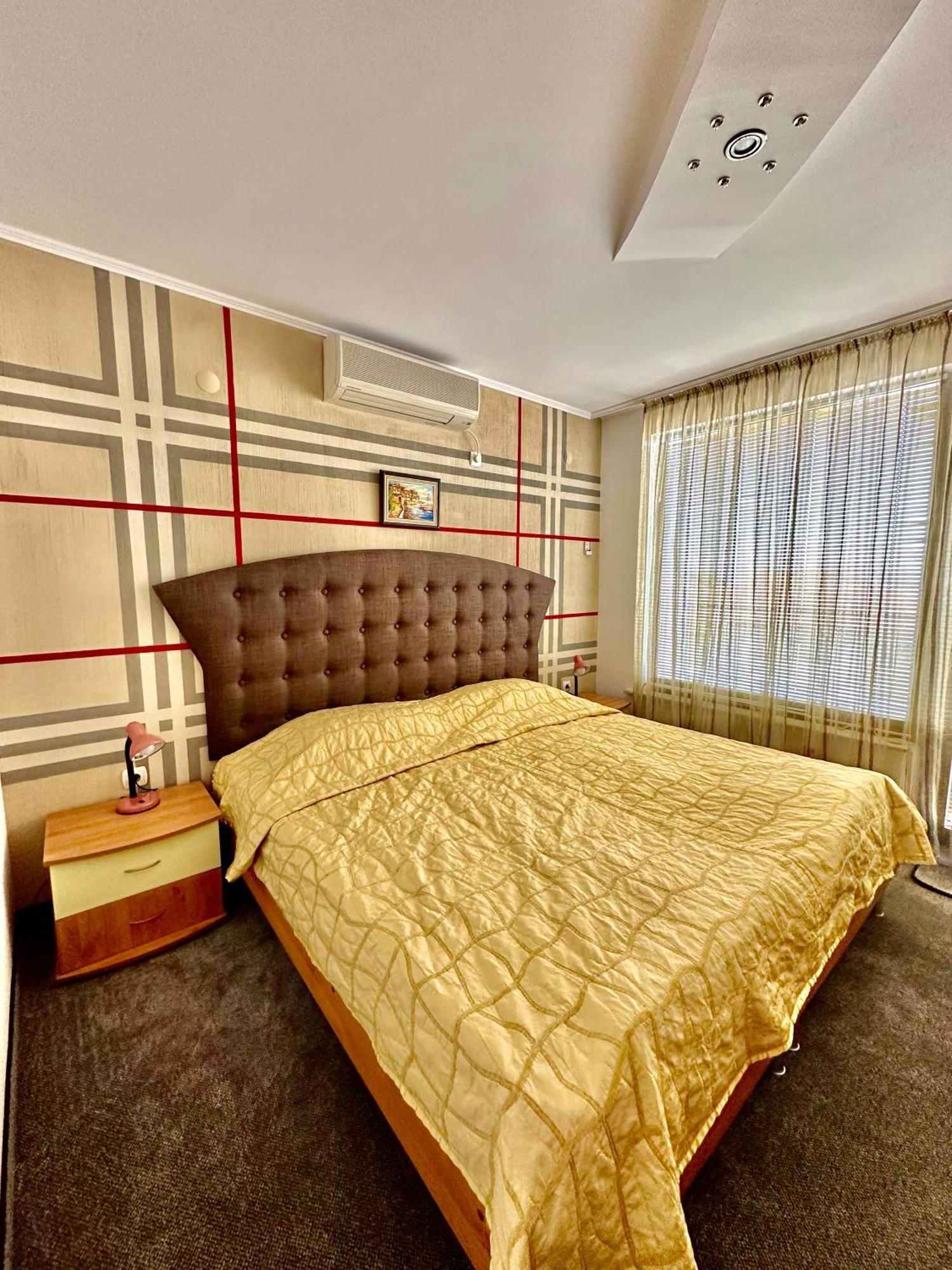 Family Hotel The Golden Fish Созополь Екстер'єр фото