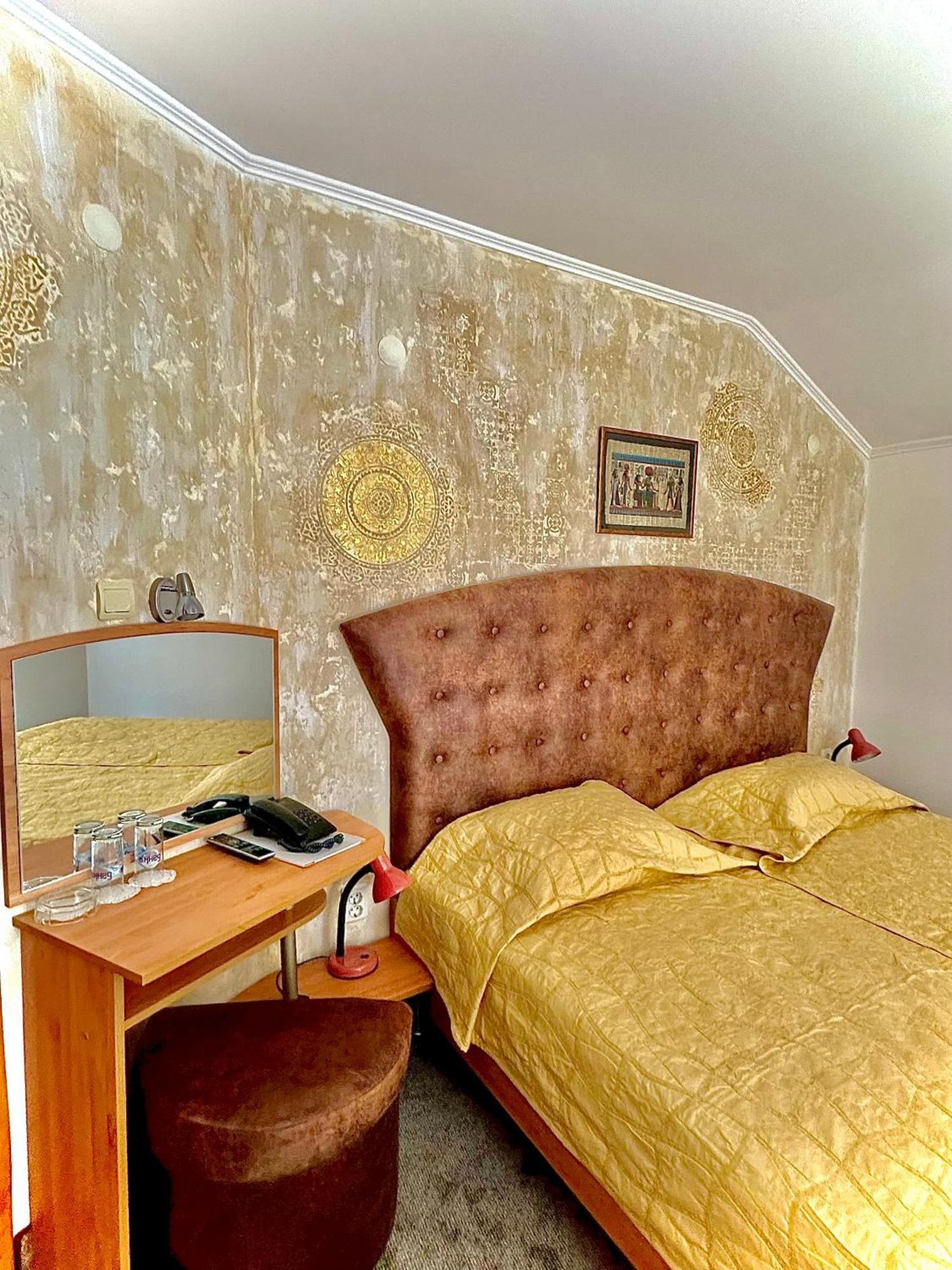 Family Hotel The Golden Fish Созополь Екстер'єр фото